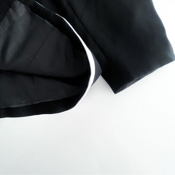 A & K Designs Cropped Blazer Jacket Women's 6P Black White Trim Notched Lapels - Picture 6 of 10